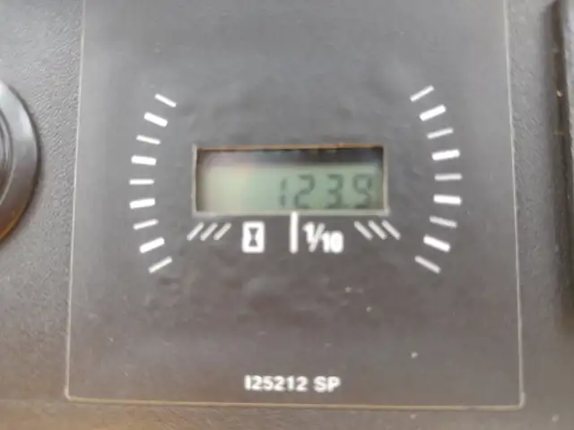 Tracteur a gazon CUB CADET XT1 18 hp 42'' de coupe 123 hrs - Photo 6