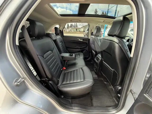 2020 Ford Edge SEL AWD - Photo 10
