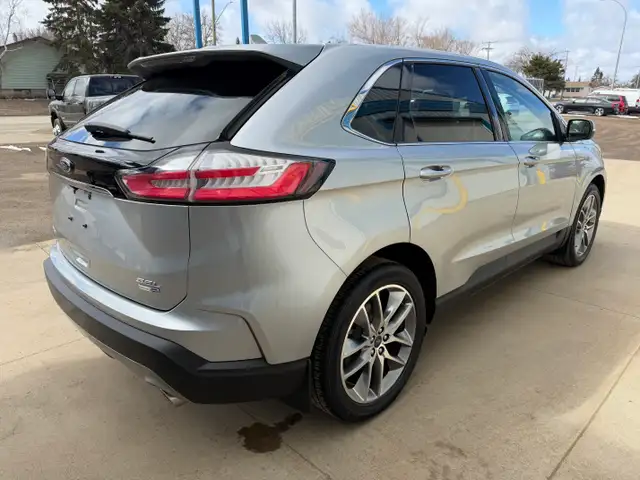 2020 Ford Edge SEL AWD - Photo 11