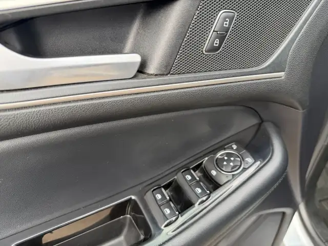 2020 Ford Edge SEL AWD - Photo 16