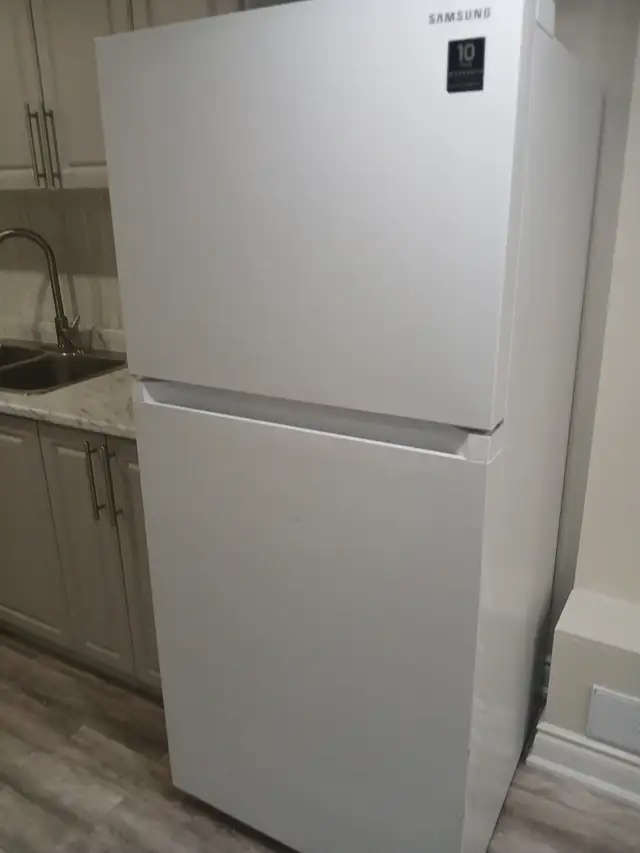 SPACIOUS 2 BDRM & 2 WRM BASEMENT APARTMENT FOR RENT IN BRAMPTON - Photo 24