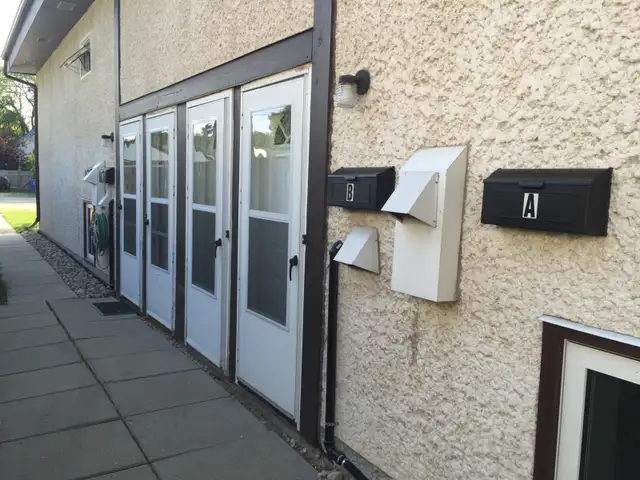 ST BONIFACE CLEAN & QUIET 2 BR SUITE - Photo 3