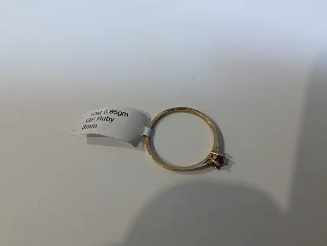 Brand New 10K Gold Ruby Ring For Sale - Photo 5