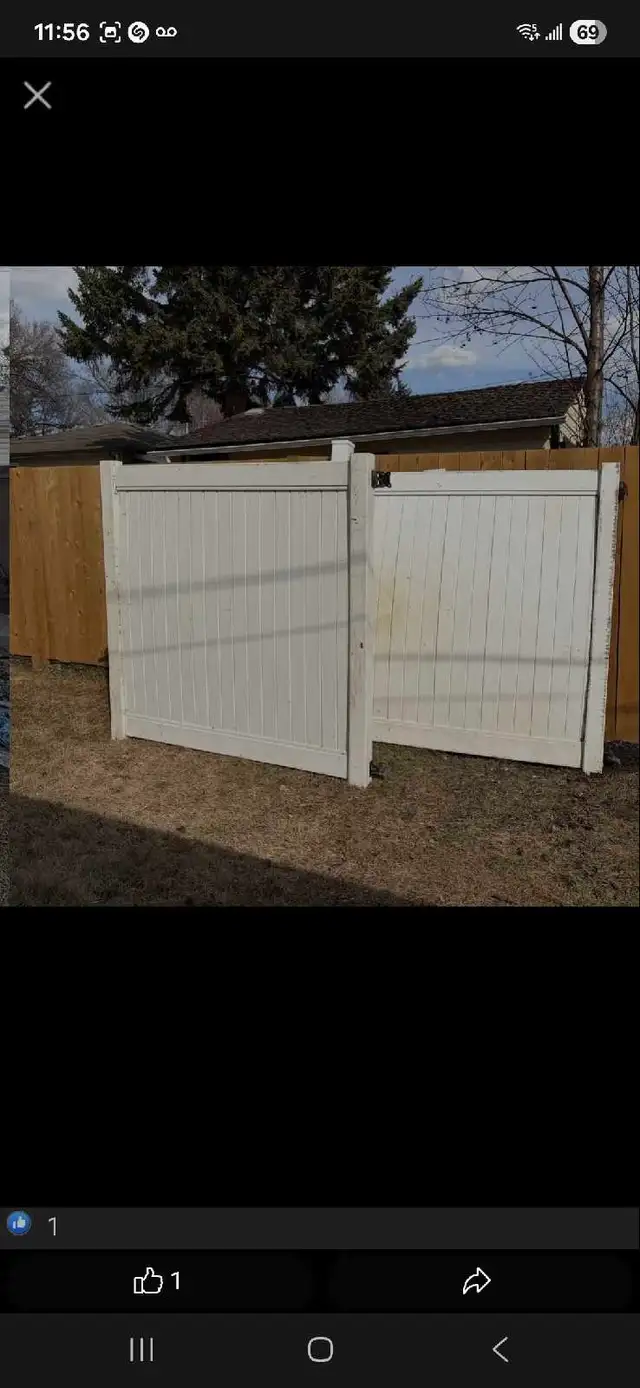 vinyl fencing