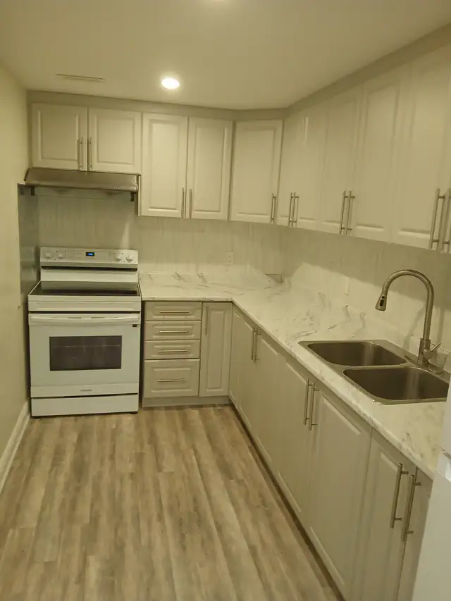 SPACIOUS 2 BDRM & 2 WRM BASEMENT APARTMENT FOR RENT IN BRAMPTON - Photo 6