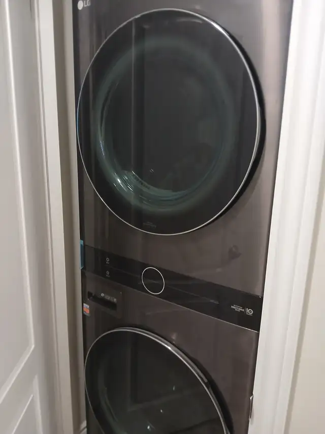 SPACIOUS 2 BDRM & 2 WRM BASEMENT APARTMENT FOR RENT IN BRAMPTON - Photo 16