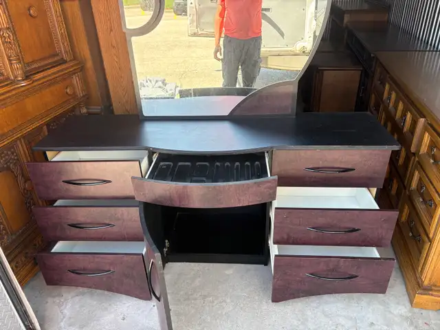 Free delivery used Curved Dresser with Mirror - Photo 3