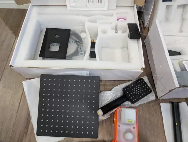 Brand New Matte Black Rainfall Shower Kit For Sale - Photo 5