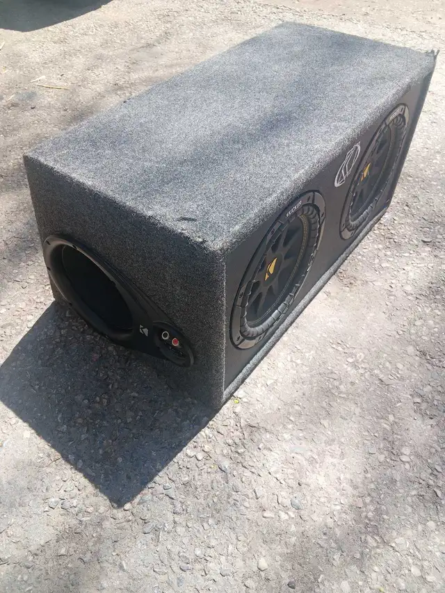 Kicker subwoofer boom box