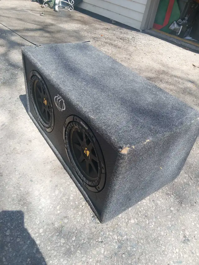 Kicker subwoofer boom box - Photo 2