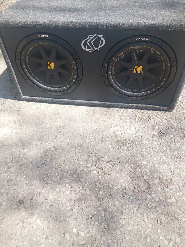 Kicker subwoofer boom box - Photo 3
