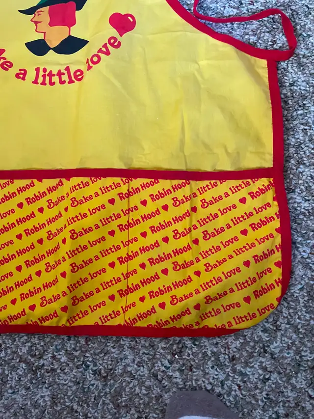 for sale vintage Robinhood flour bake a little love apron - Photo 5