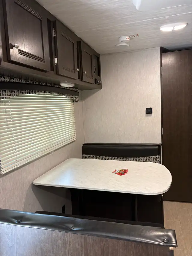 2020 Prowler travel trailer - Photo 8