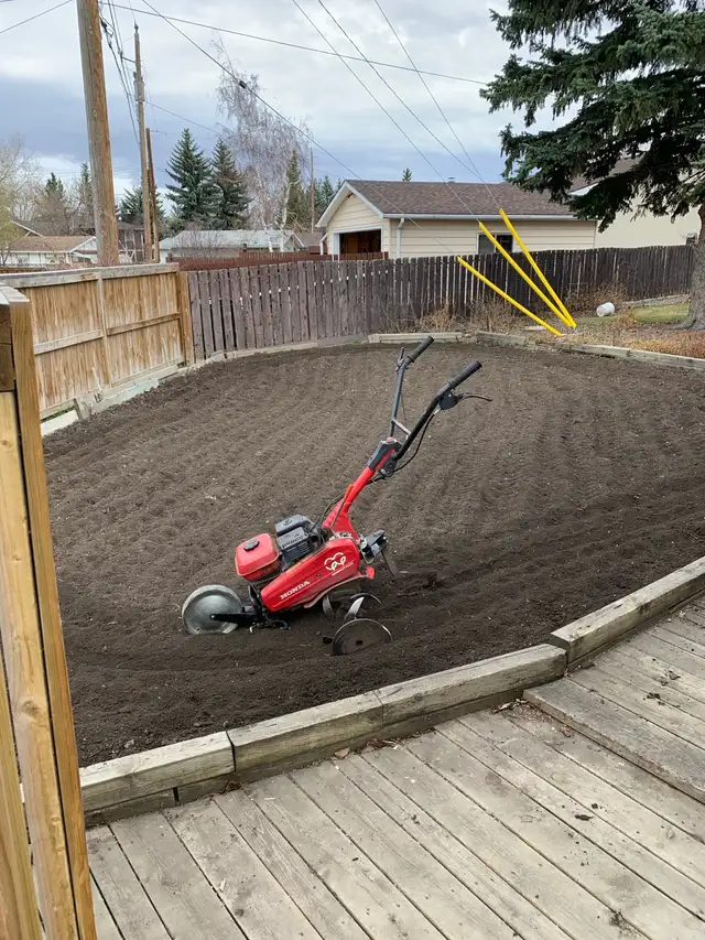 Rototilling - Photo 2