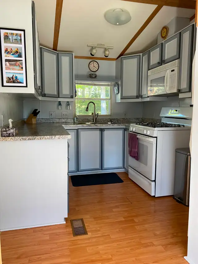 COTTAGE & LAND SHARE-NEIGHICK LAKE, MAGNETAWAN - Photo 2