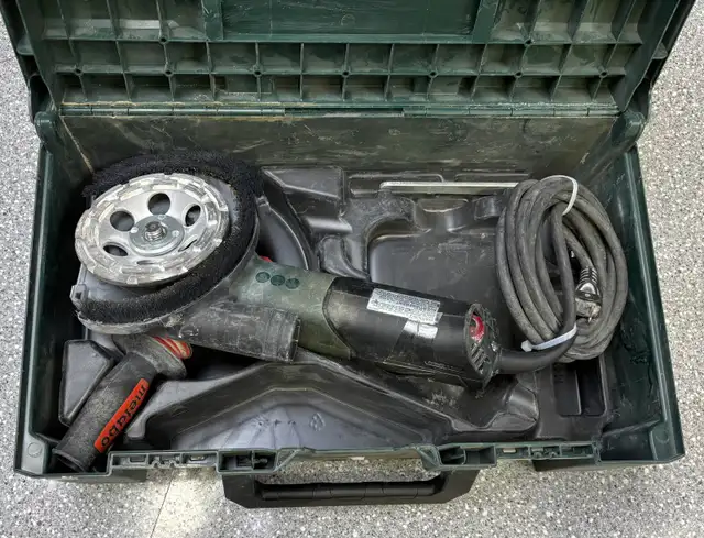 Metabo Variable Concrete Grinder - Photo 6