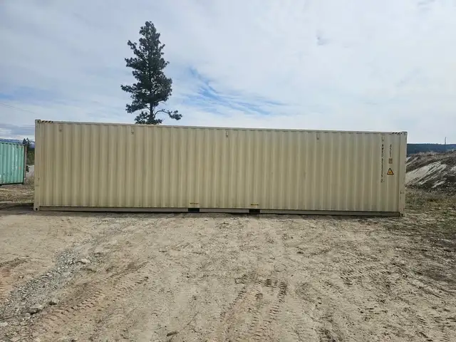 Brand new 40ft c cans