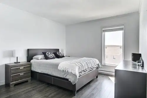 Superbe 4 1/2   Bureau , LÉVIS, (St-David) 3ème étage. - Photo 5