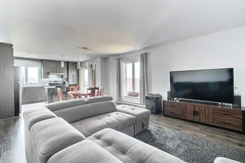 Superbe 4 1/2   Bureau , LÉVIS, (St-David) 3ème étage. - Photo 11