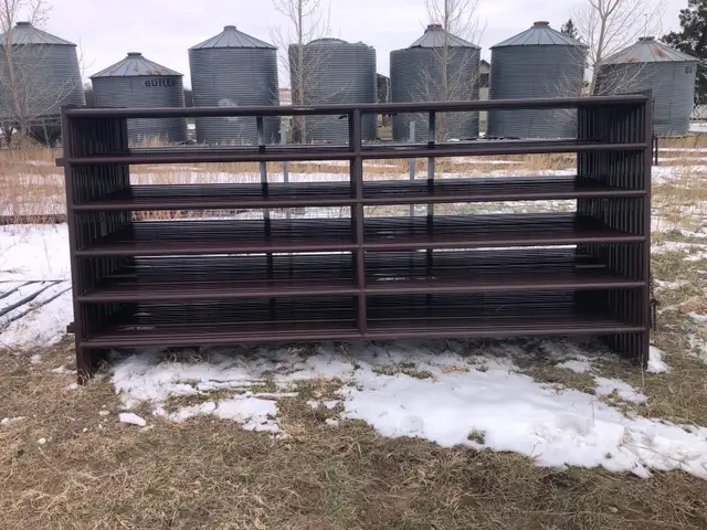 Heavy duty Corral Panels