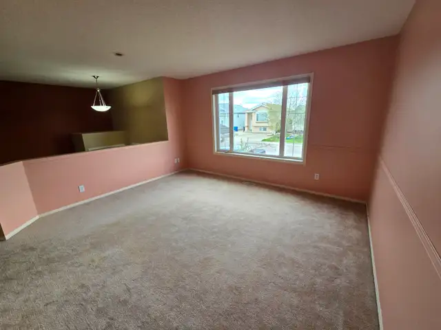 For Rent: 2 bedroom/1 bath Main-floor Unit - $1650.00/month - Photo 3