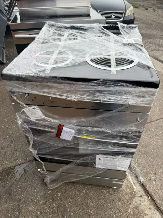 Stove - 24 Element  3.7 cu. ft EECR24MES-CA - Electric Range