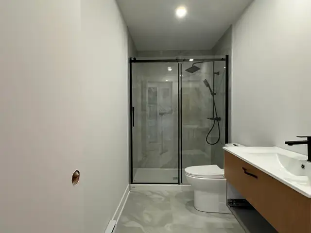 4 ½ entièrement rénové à louer boulevard Édouard-Montpetit - Photo 21