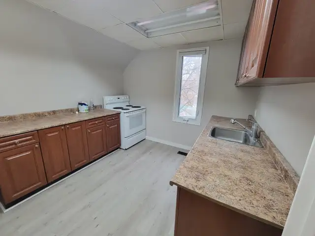 Downtown Sarnia – 2 Bed | Utilities Included | $1,400 | July 1st