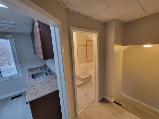 Downtown Sarnia – 2 Bed | Utilities Included | $1,400 | July 1st - Photo 3