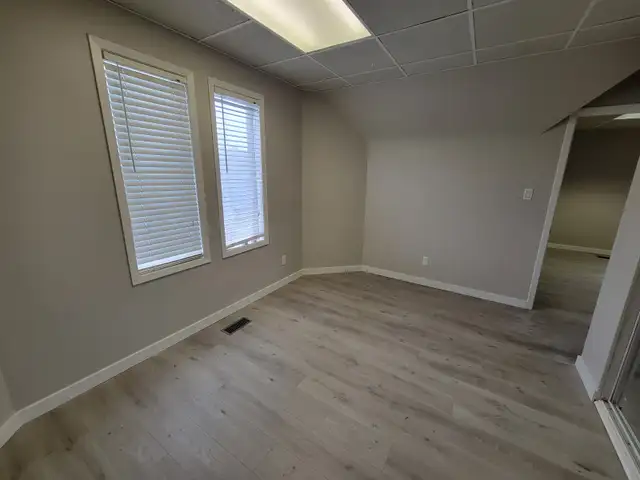 Downtown Sarnia – 2 Bed | Utilities Included | $1,400 | July 1st - Photo 5