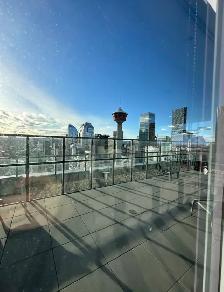 room available downtown $650 May 3 ..403-399-8956