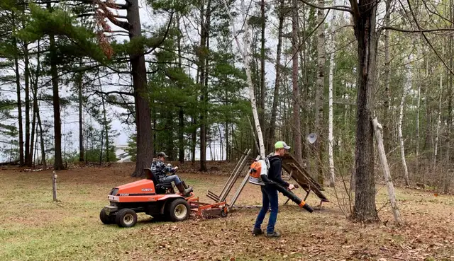 Outdoor Maintenance Attendant - Photo 2
