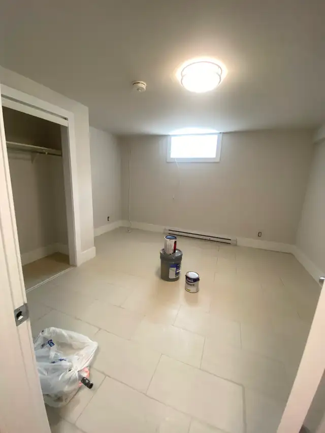 Prime Downtown Orillia - Spacious 2-bedroom Apartment - Photo 2