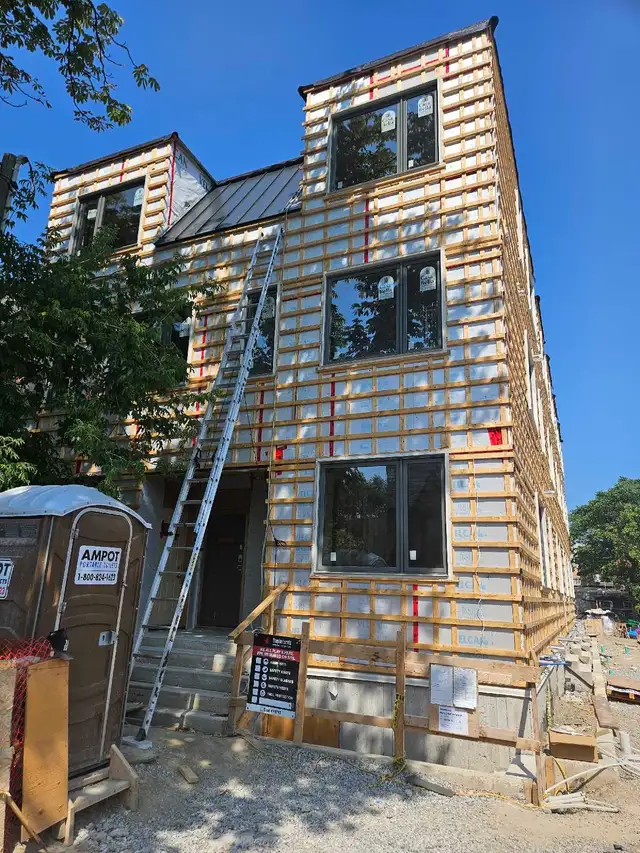 CHEAP MOVING & LABOUR! 647-571-9326