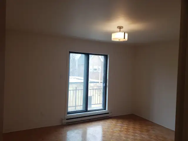 Tres Grand 4½ Apartment for Rent – Rosemont La Petite-Patrie - Photo 11