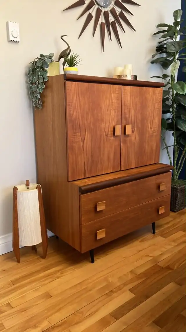 Mid century. TEAK TECK meubles. Lampe / Crédence, buffet disque - Photo 3