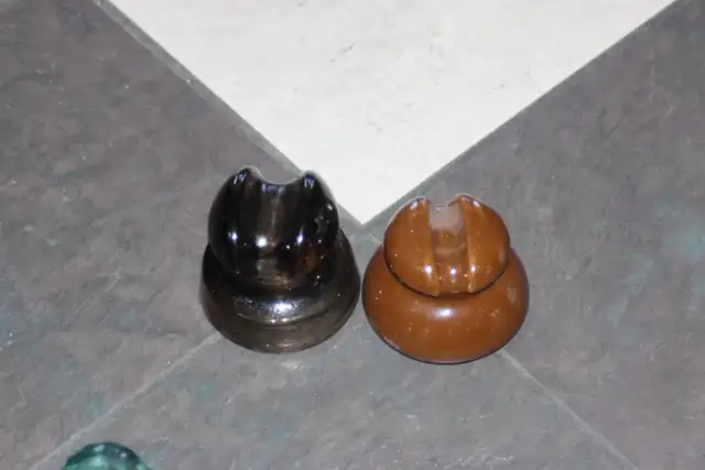 Vintage HYDRO POLE Isolators - Photo 3