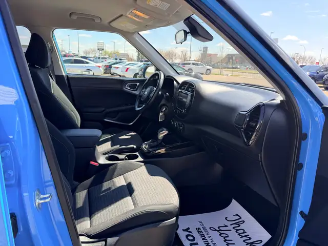 2023 Kia Soul EX - Photo 4