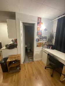 1ER JUILLET, 1 1/2 À LIMOILOU, CHAUF/ÉCLAIRÉ, WIFI, SEMI-MEUBLÉ - Photo 4