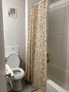 1ER JUILLET, 1 1/2 À LIMOILOU, CHAUF/ÉCLAIRÉ, WIFI, SEMI-MEUBLÉ - Photo 5