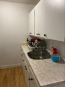 1ER JUILLET, 1 1/2 À LIMOILOU, CHAUF/ÉCLAIRÉ, WIFI, SEMI-MEUBLÉ - Photo 8