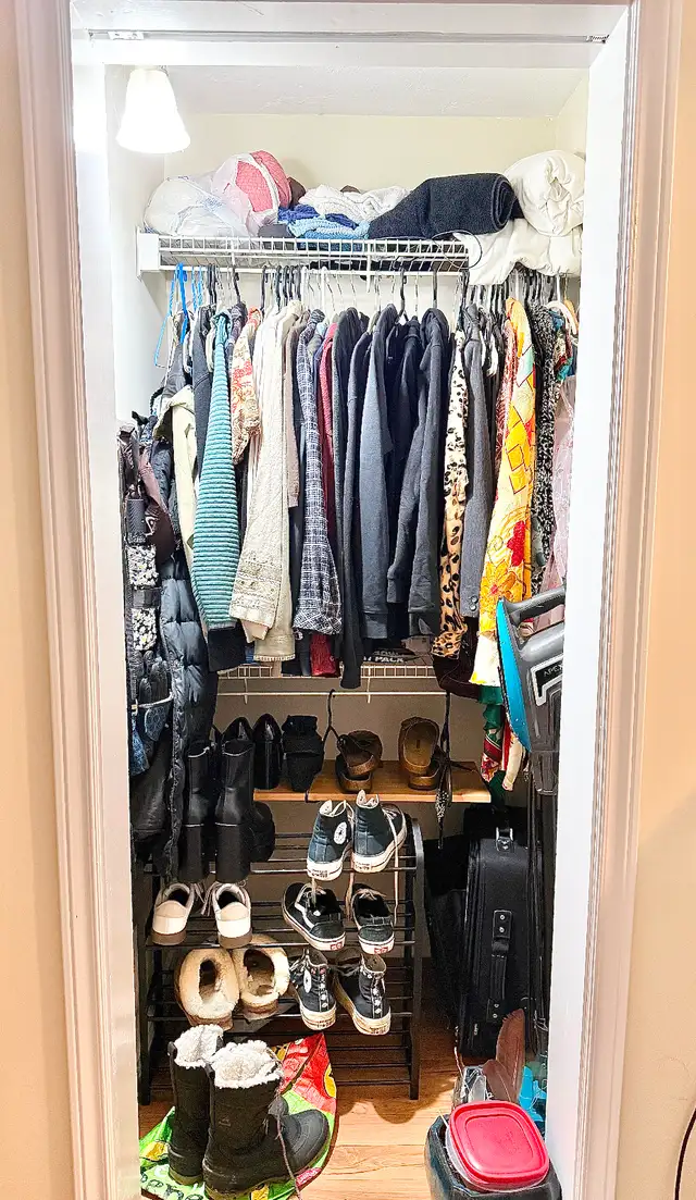 Room For Rent (On The Hill Uptown) Dog & Cat Friendly - May 1st - Photo 2