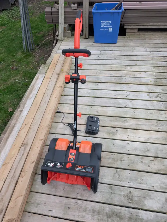 Like New Cordless Electric Snowblower With 2 Batteries For Sale - Photo 4