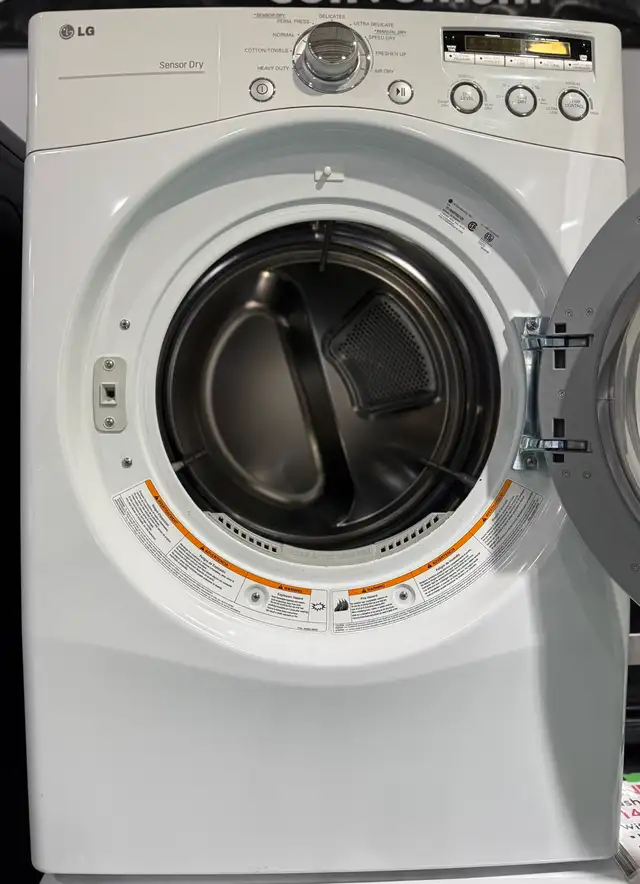 LG Washer and Dryer Set - Photo 2