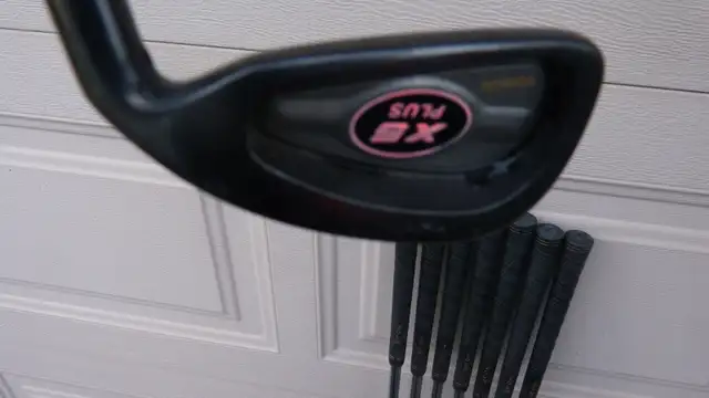 Golf Clubs Iron Set - Photo 3