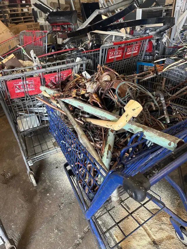 free scrap metal pick up! - Photo 4