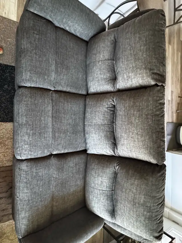 Recliner sofa   matching recliner love seat - Photo 2