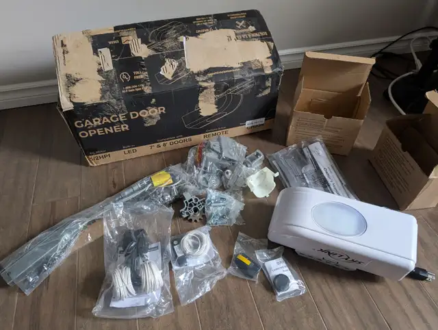 Brand New Skylink Garage Door Opener For Sale - Photo 3
