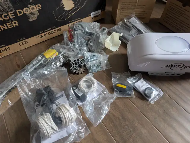 Brand New Skylink Garage Door Opener For Sale - Photo 5