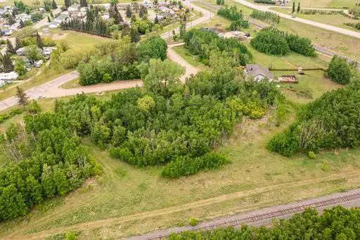 Fully serviced lot 5 in Alix – Ready for your dream home! - Photo 8